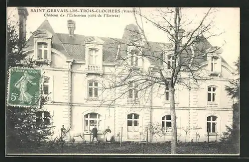 AK Saint-Gervais-les-Trois-Clochers, Chateau de l`Echeneau, cote de l`Entree