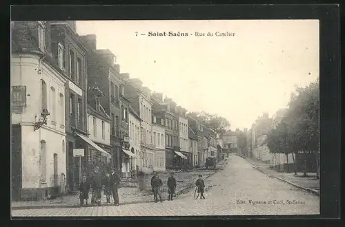 AK Saint-Saens, Rue du Catelier, Strassenpartie