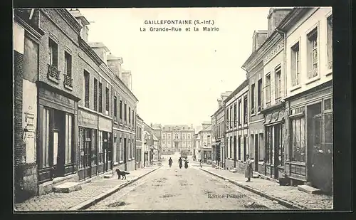 AK Gaillefontaine, La Grande Rue et la Mairie
