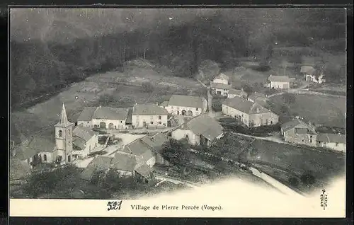 AK Pierre Percee, Village de Pierre Percee