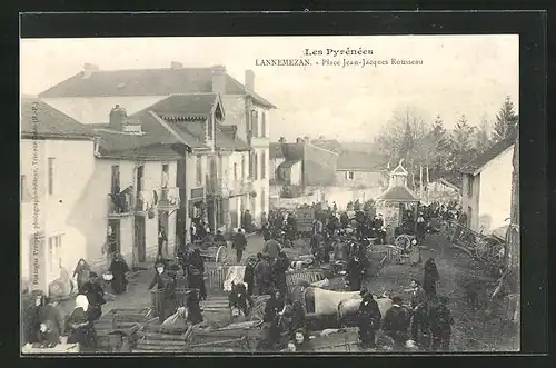 AK Lannemezan, Place Jean-Jacques Rousseau