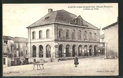 AK Castelnau-Magnoac, L`Hôtel-de-Ville