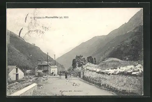 AK Pierrefitte, La Vallée