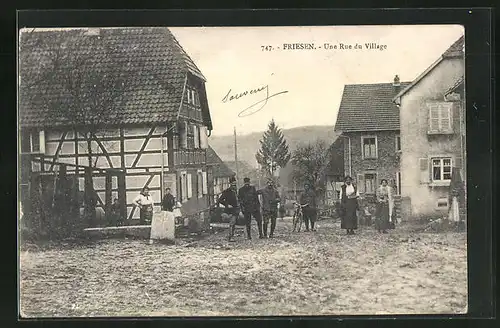 AK Friesen, Une Rue du Village, Strassenpartie