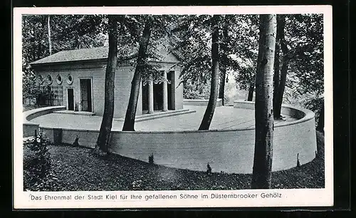 AK Düsternbrook bei Kiel, Gefallenendenkmal der Stadt Kiel im Düsternbrooker Gehölz