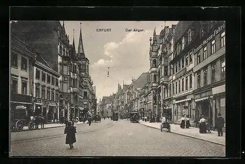 AK Erfurt, Anger mit Passanten und Fuhrwerken, Strassenbahn