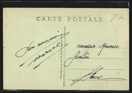 AK Fervacques, Place de la Fontain