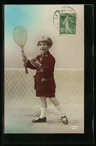 AK Kleines Mädchen spielt begeister Tennis