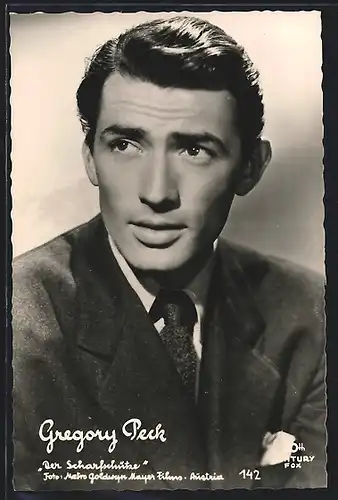 AK Schauspieler Gregory Peck mit fragendem Blick