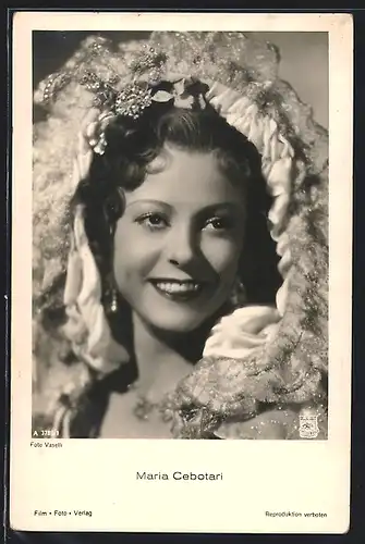 AK Schauspielerin Maria Cebotari, Portrait mit Schmuck im Haar