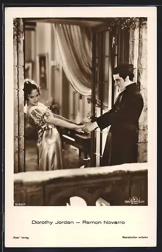 AK Schauspieler Dorothy Jordan und Ramon Novarro in einer gemeinsamen Filmszene