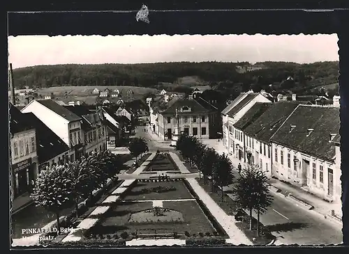 AK Pinkafeld, Hauptplatz mit Hotel Zentral