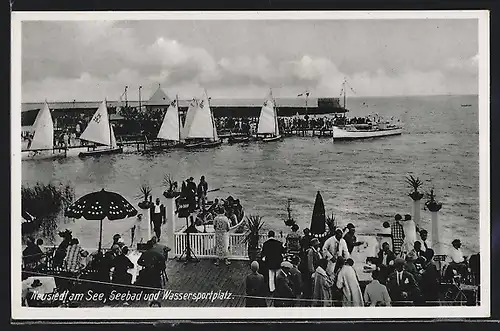 AK Neusiedl am See, Restaurantsterrasse und Wassersportplatz