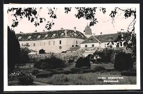 AK Bernstein, vor der Burg