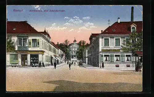 AK Rastatt, Marktplatz mit Schlossstrasse