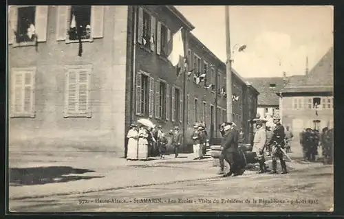 AK Saint-Amarin, Les Ecoles - Visite du Président de la République 1915