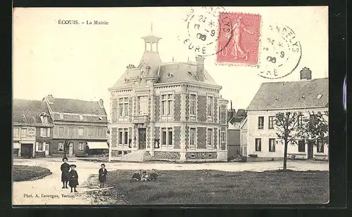 AK Écouis, La Mairie, Rathaus