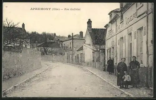 AK Apremont, Rue Gallièni, Strassenpartie