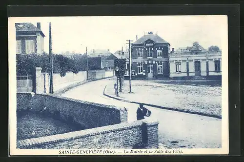 AK Sainte-Geneviève, La Mairie et la Salle Fetes