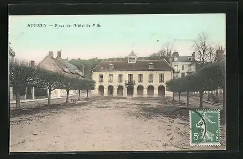 AK Attichy, Place de l`Hôtel de Ville