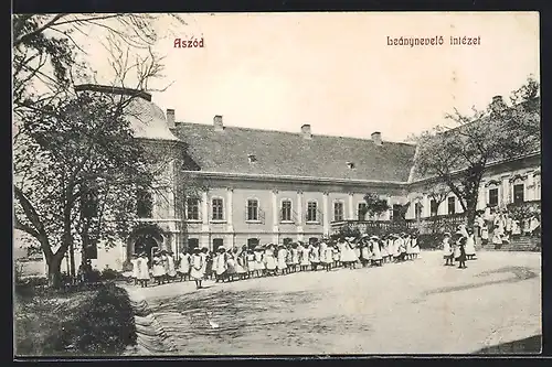 AK Aszód, Bednynevelö intezet