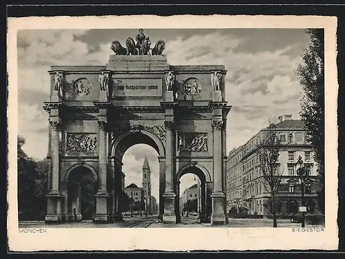 AK München, Siegestor mit Quadriga