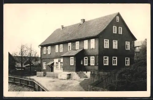 AK Waffenrod / Thür. Wald, Mehrstöckiges Wohnhaus