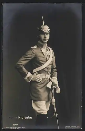 AK Unser Kronprinz, Wilhelm von Preussen in Uniform mit Pickelhaube und Kehlstück