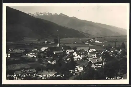 AK Bruck-Fusch i. Pinzgau, Ortsansicht mit Bergen