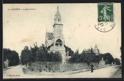 AK Garches, Avenue Brèzin