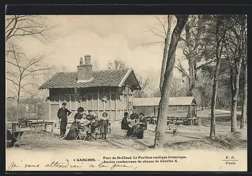 AK Garches, Parc de St-Cloud. Le Pavillon rustique historique