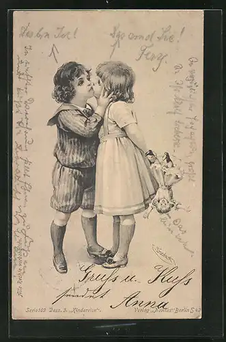 Künstler-AK E. Döcker: Kleiner Junge küsst Mädchen mit Puppe