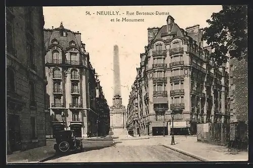 AK Neuilly, Rue Berteaux-Dumas et le Monument
