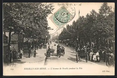 AK Neuilly-sur-Seine, L`Avenue de Neuilly pendant la Fete