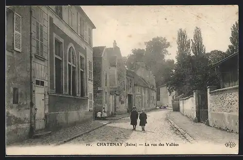 AK Chatenay, La rue des Vallèes