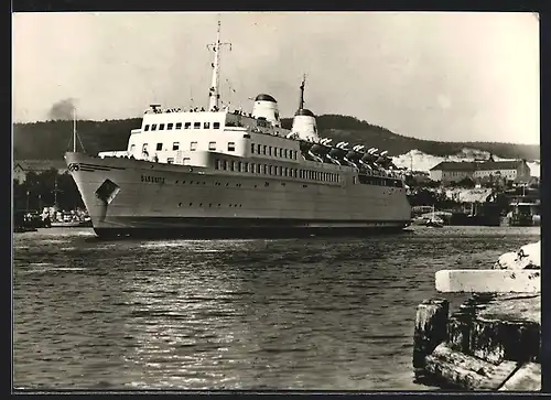 AK Fährschiff MS Sassnitz verlässt den Hafen