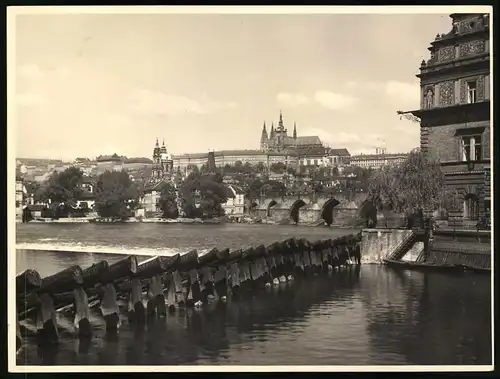 Fotografie Rud. Gotsche, Prag, Ansicht Prag, Hradschin mit Blick nach der Stadt