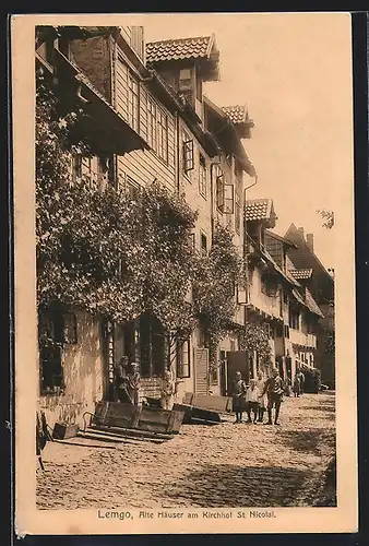 AK Lemgo, Alte Häuser am Kirchhof St. Nicolai