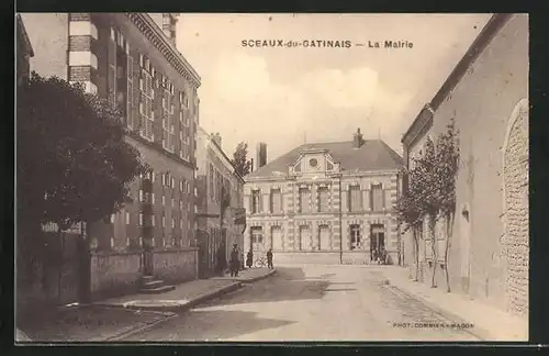 AK Sceaux-du-Gatinais, La Mairie