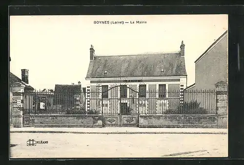 AK Boynes, La Mairie