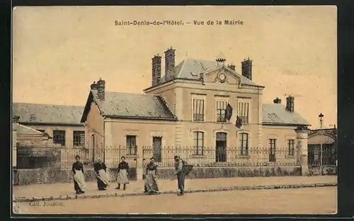 AK Saint-Denis-de-l`Hôtel, Vue de la Mairie