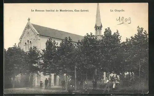 AK Gien, Le Hameau familial de Montbricon, La Chapelle