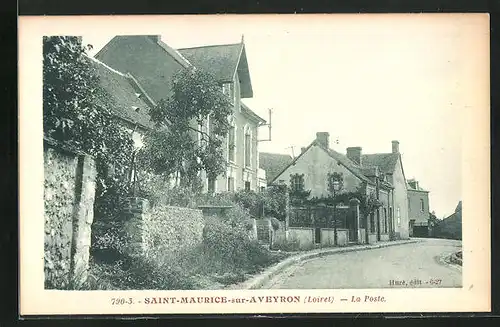 AK Saint-Maurice-sur-Aveyron, La Poste