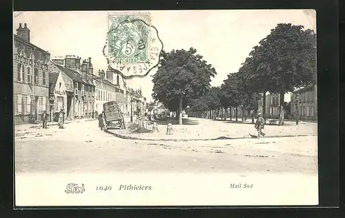 AK Pithiviers, Vue sur Mail Sud