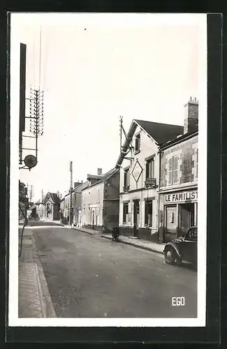 AK Bazoches-les-Gallerandes, La Grande Rue