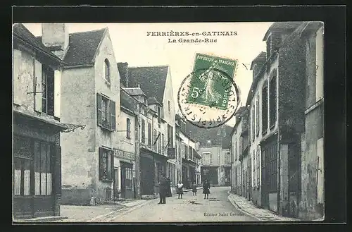 AK Ferriéres-en-Gatinais, la Grande-Rue