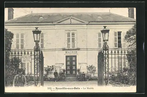 AK Neuville-aux-Bois, la Mairie