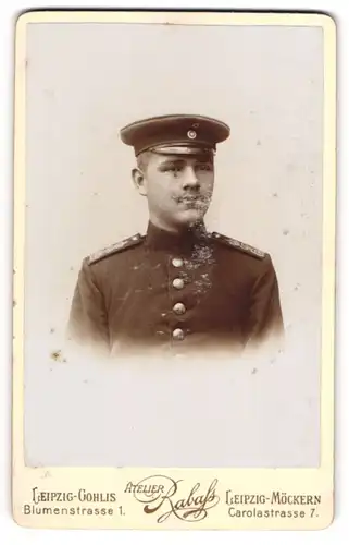 Fotografie Liepzig-Gohlis, Leipzig-Möckern, Portrait Soldat in Uniform mit Schirmmütze