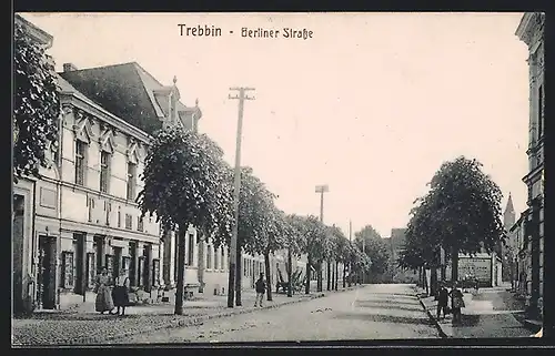 AK Trebbin / Kr. Teltow, Partie an der Berliner-Strasse