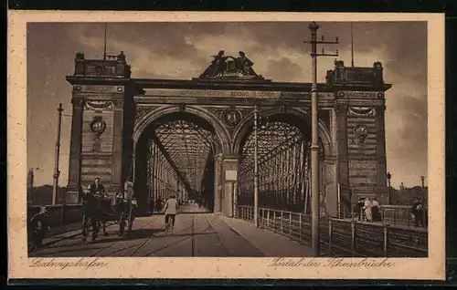 AK Ludwigshafen, Portal der Rheinbrücke